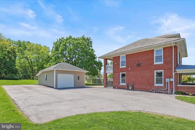 7630 LINCOLN HWY, Abbottstown, PA 17301