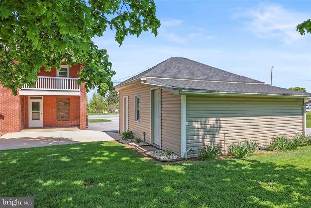 7630 LINCOLN HWY, Abbottstown, PA 17301
