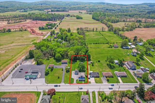 7630 LINCOLN HWY, Abbottstown, PA 17301