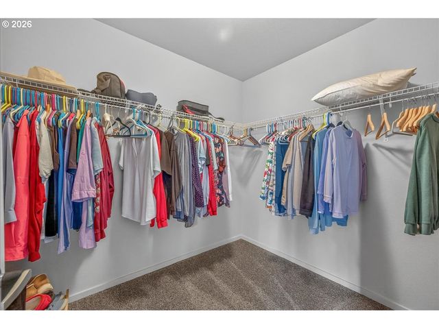 1416 Ne 83RD Dr, Vancouver, WA 98665