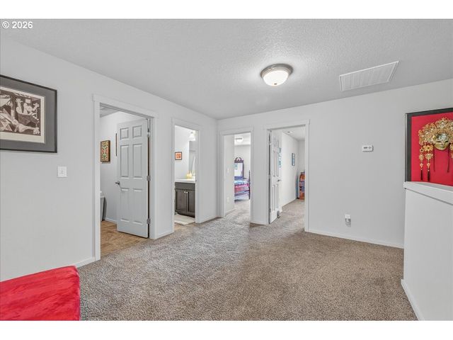 1416 Ne 83RD Dr, Vancouver, WA 98665