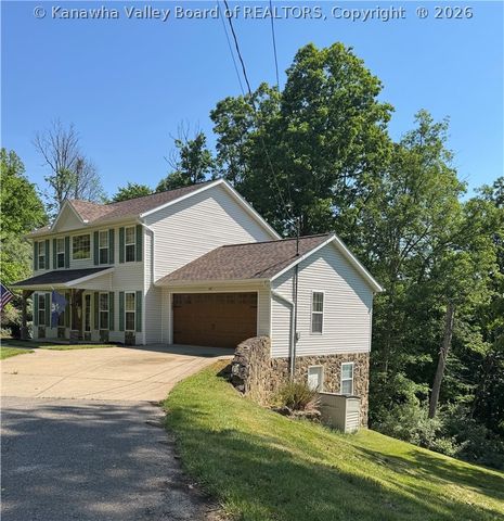 409 Rough Ridge Road, Hurricane, WV 25526