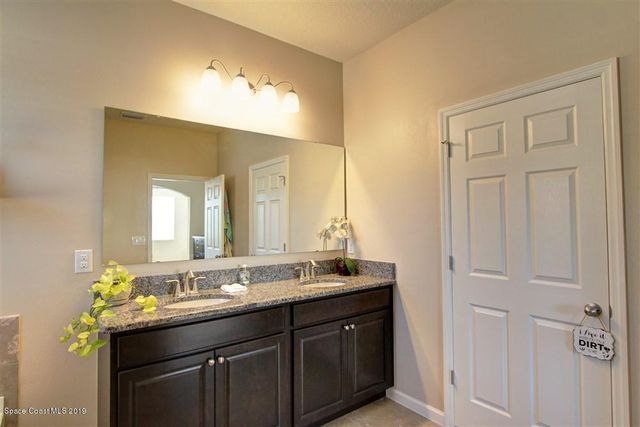 953 Musgrass Circle, West Melbourne, FL 32904