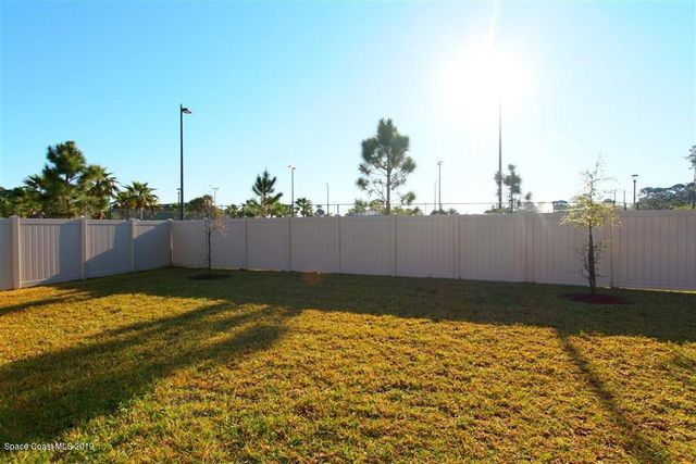 953 Musgrass Circle, West Melbourne, FL 32904