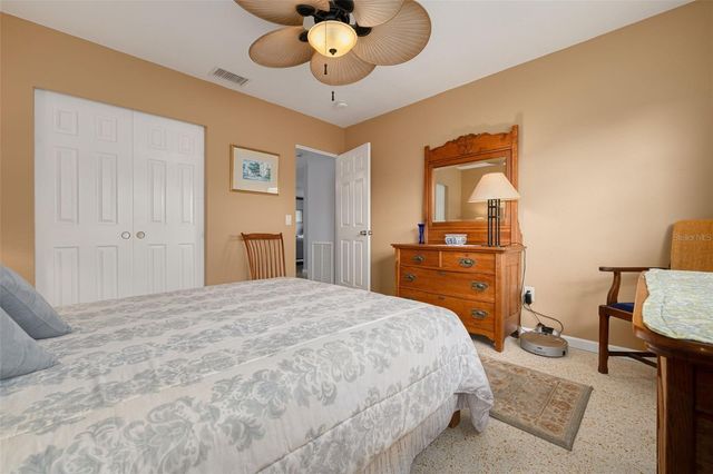1099 52ND STREET S, Gulfport, FL 33707