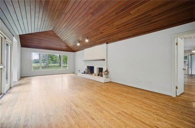 14151 Foursquare RD, Smithfield, VA 23430