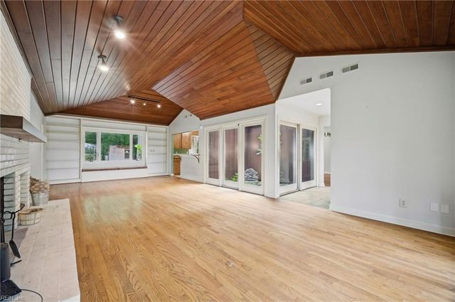 14151 Foursquare RD, Smithfield, VA 23430