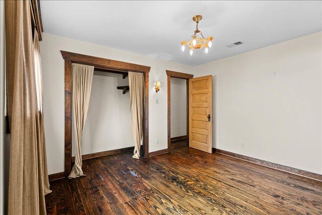 7703 Banpass LN, Austin, TX 78736