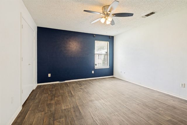 8507 Sugarberry Place, Dallas, TX 75249