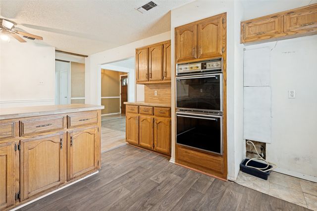 8507 Sugarberry Place, Dallas, TX 75249
