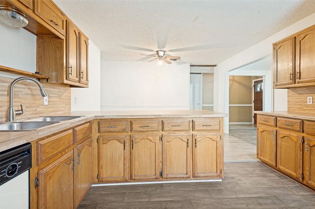 8507 Sugarberry Place, Dallas, TX 75249
