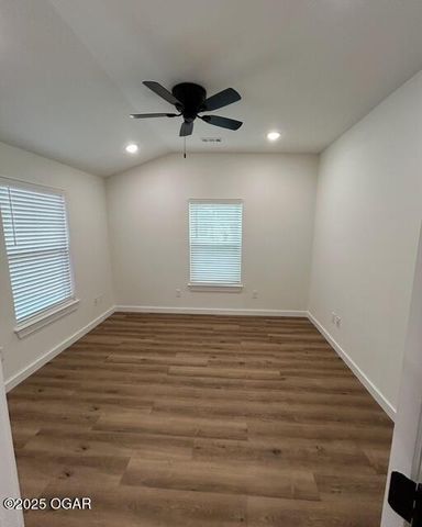 524 N Webb Street, Webb City, MO 64870