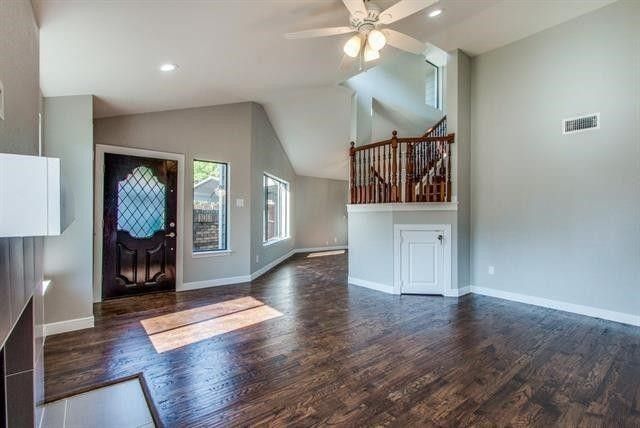 514 Hunters Glen Street, Lewisville, TX 75067