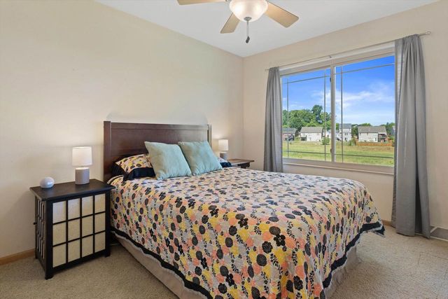 5240 Brandenburg Way, Madison, WI 53718