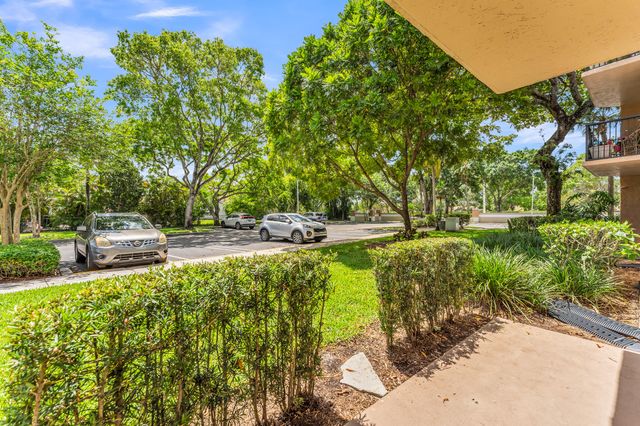 8721 Wiles Road 103, Coral Springs, FL 33067