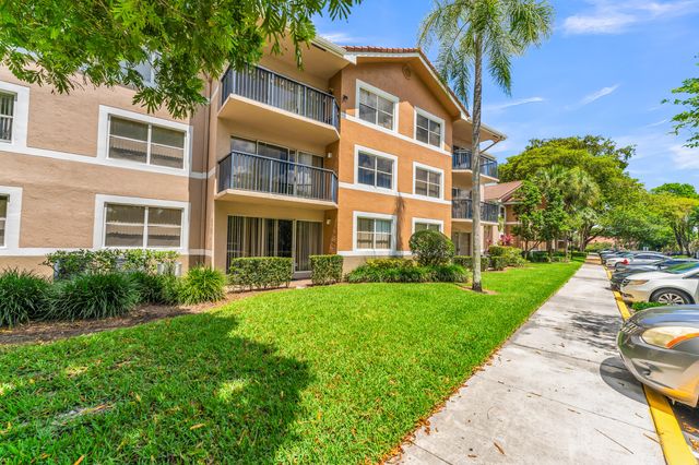 8721 Wiles Road 103, Coral Springs, FL 33067