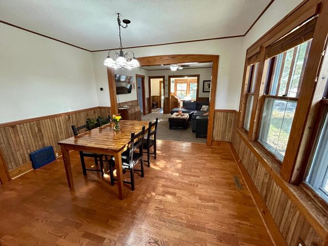 126 Lynn Road SW, Hutchinson, MN 55350