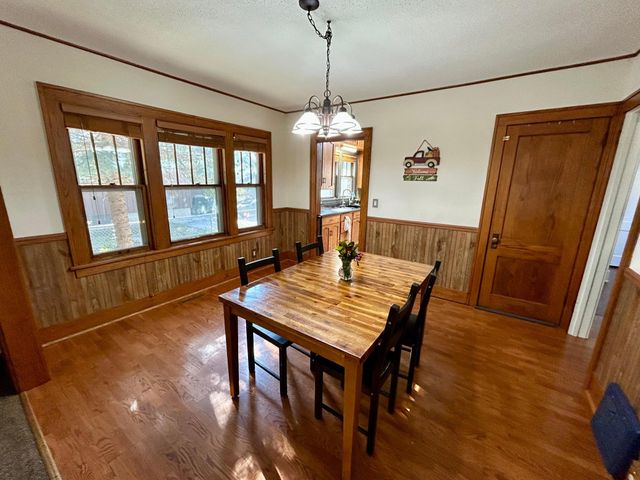 126 Lynn Road SW, Hutchinson, MN 55350