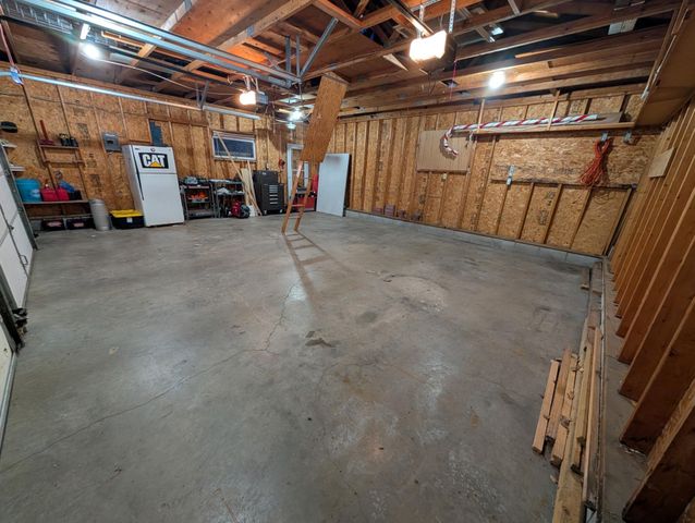 126 Lynn Road SW, Hutchinson, MN 55350