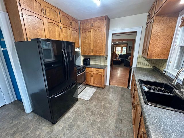 126 Lynn Road SW, Hutchinson, MN 55350