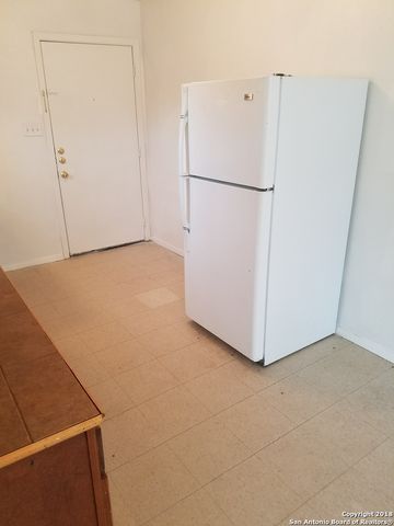3143 La Violeta St, San Antonio, TX 78211