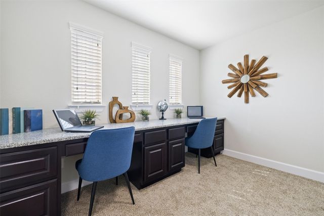 3020 Columbus LOOP, Round Rock, TX 78665