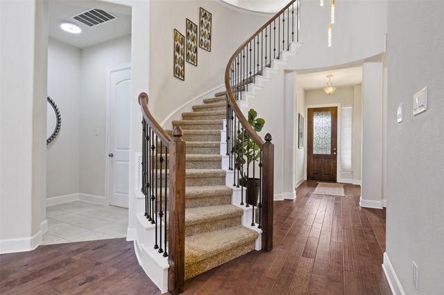 3020 Columbus LOOP, Round Rock, TX 78665