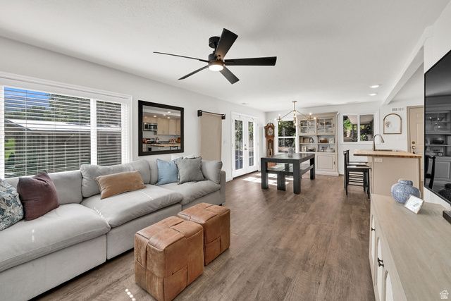 105 E COUNTRY CLUB DR, South Ogden, UT 84405