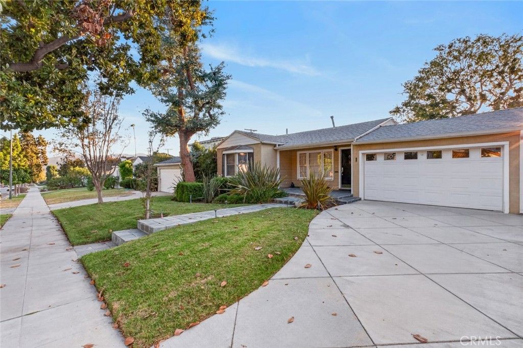 1321 Graynold, Glendale, CA 91202 — photo 3