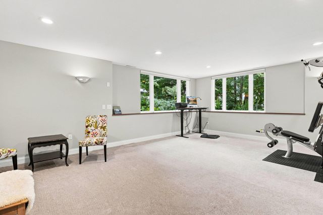 220 Frontier Court, Chanhassen, MN 55317