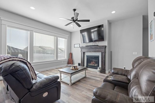 3866 Ola Vista Avenue, Idaho Falls, ID 83401