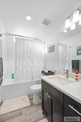 3866 Ola Vista Avenue, Idaho Falls, ID 83401