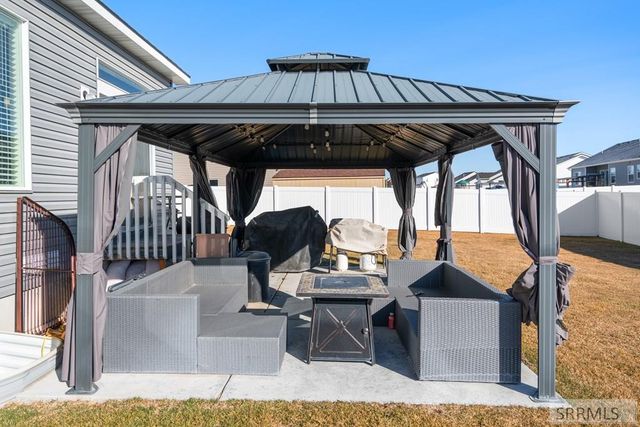 3866 Ola Vista Avenue, Idaho Falls, ID 83401