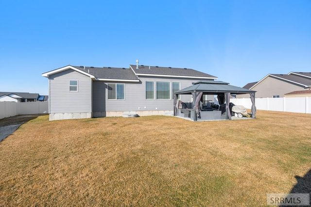 3866 Ola Vista Avenue, Idaho Falls, ID 83401