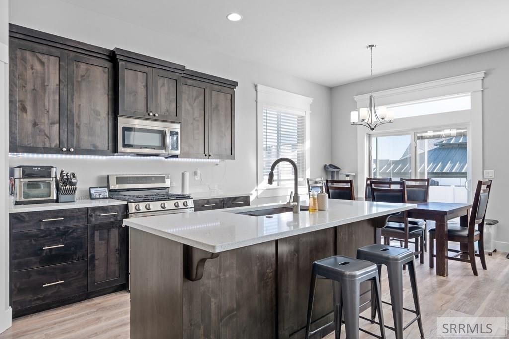 Image 13 of property listing at 3866 Ola Vista Avenue, Idaho Falls, ID 83401