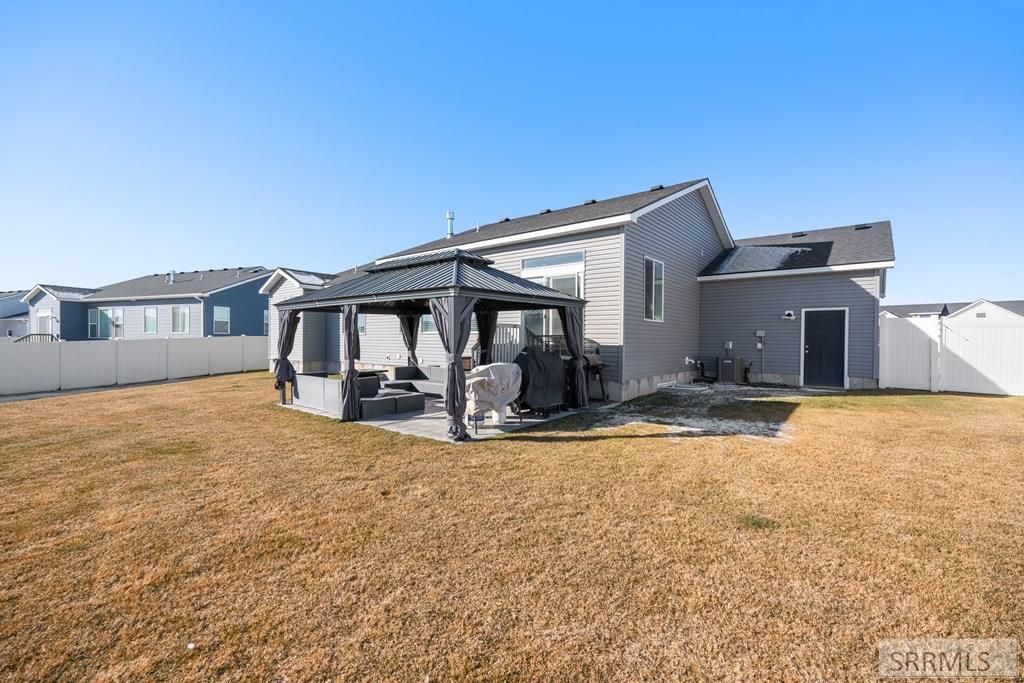 Image 57 of property listing at 3866 Ola Vista Avenue, Idaho Falls, ID 83401