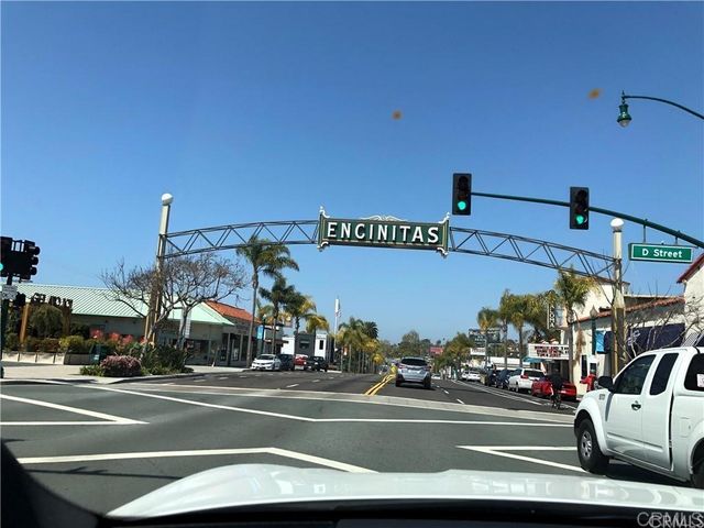 251 E Glaucus Street, Encinitas, CA 92024