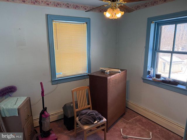 5493 LEHMAN RD, Spring Grove, PA 17362