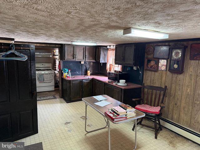 5493 LEHMAN RD, Spring Grove, PA 17362