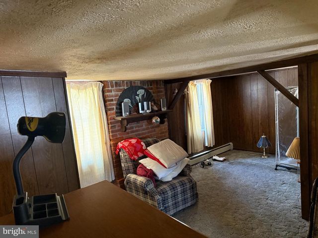 5493 LEHMAN RD, Spring Grove, PA 17362