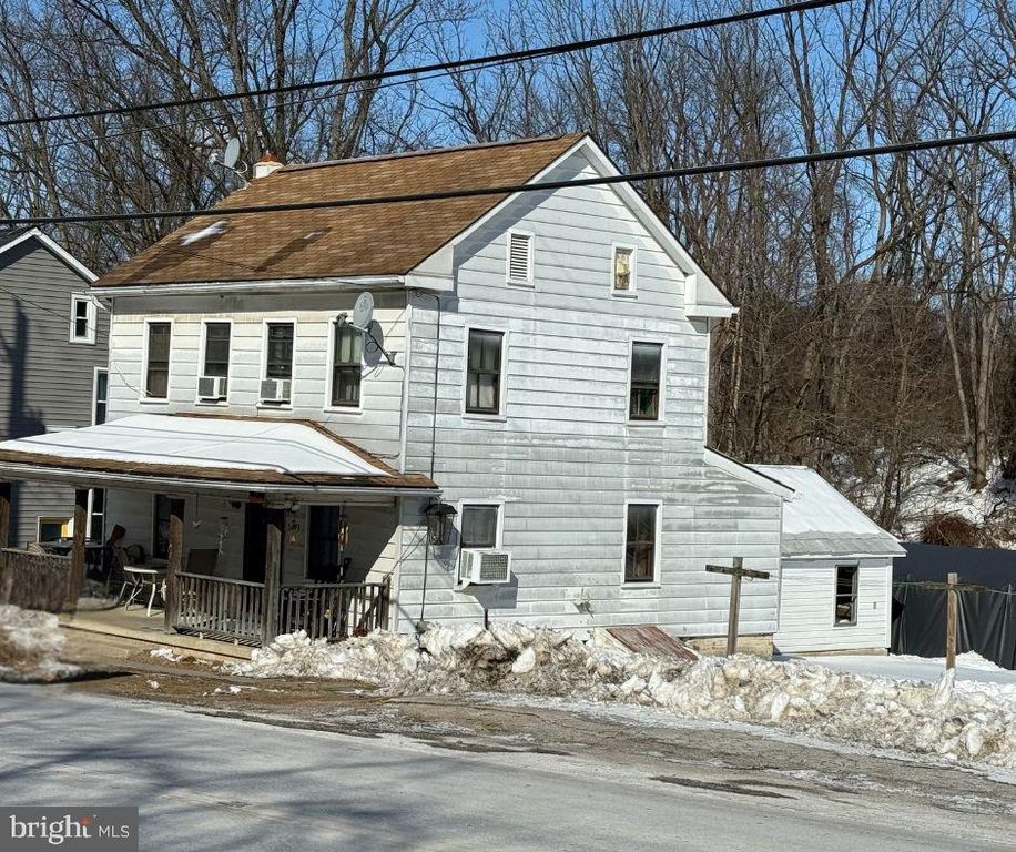 5493 LEHMAN RD, Spring Grove, PA 17362