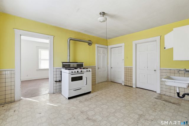 26 Magnolia Street, New Britain, CT 06053