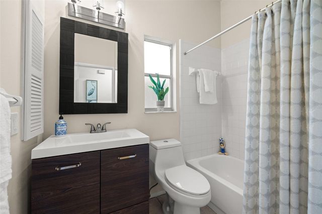 878 FRANKLIN SQUARE CIRCLE, Palm Harbor, FL 34683