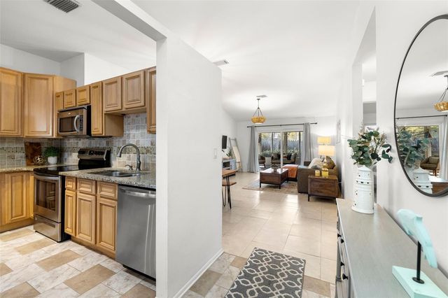 878 FRANKLIN SQUARE CIRCLE, Palm Harbor, FL 34683