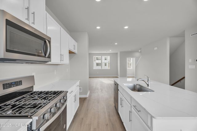 216 Sandy Ridge Road, Sicklerville, NJ 08081