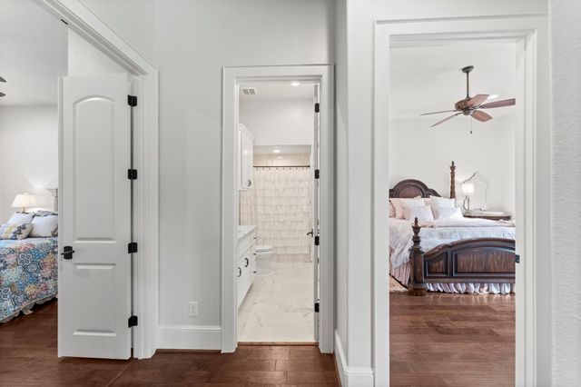 27374 Shady Hills Landing Lane, Spring, TX 77386