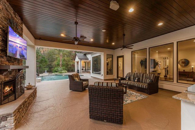 27374 Shady Hills Landing Lane, Spring, TX 77386