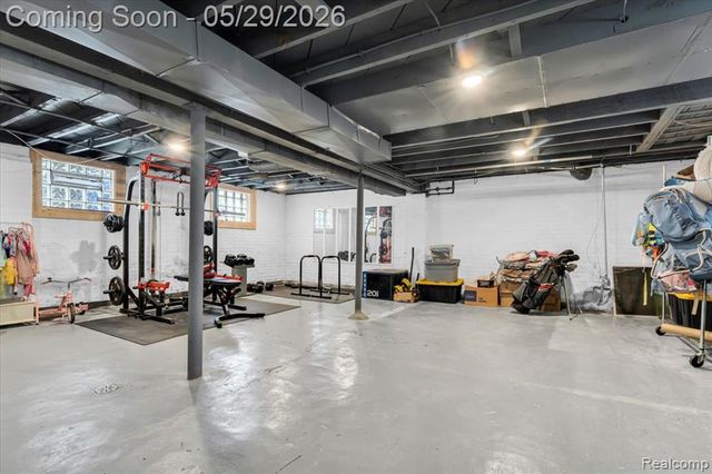 3003 Fischer Street, Detroit, MI 48214