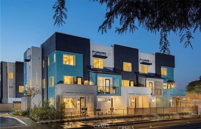 854 S Harbor Blvd, Santa Ana, CA 92704