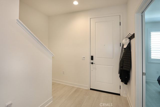 854 S Harbor Blvd, Santa Ana, CA 92704